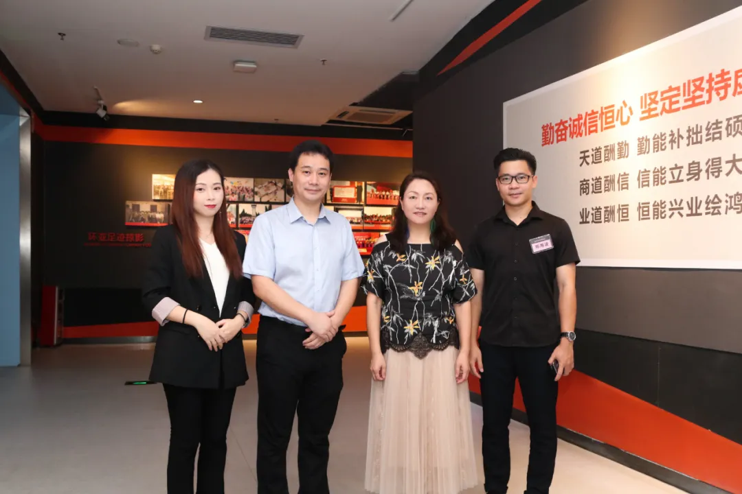 一场关于中国特色植物化妆品的沙龙，这些大咖说了什么？