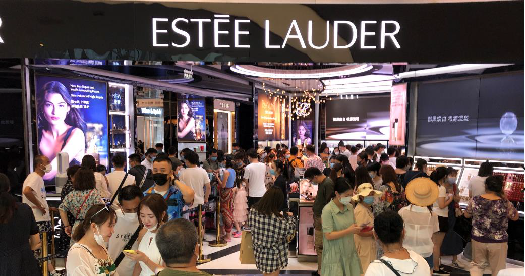 7天卖15亿，化妆品成海南免税店开年销售额最高品类
